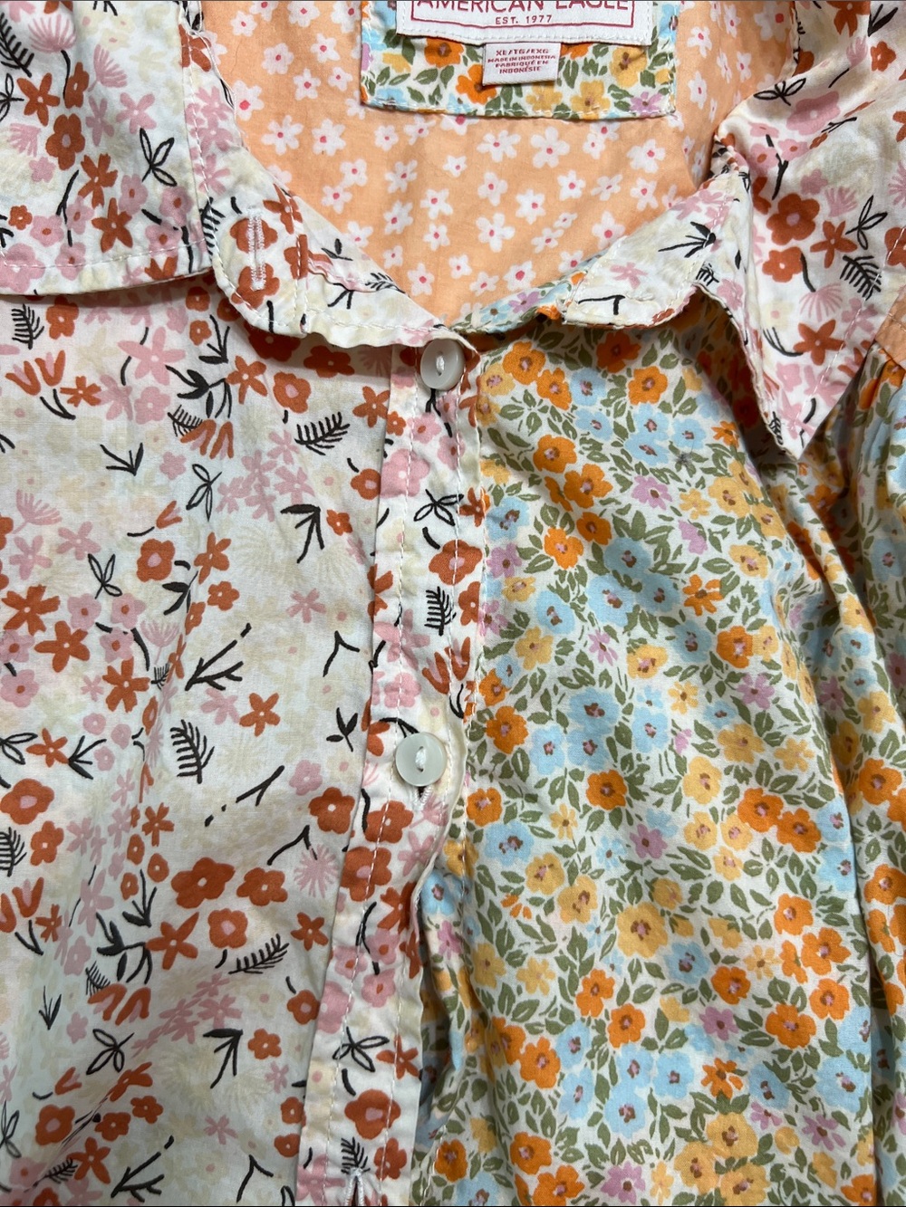 American Eagle Outfitters Peach and Blue Floral Patchwork Button-Up Shirt - Picture 4 of 4